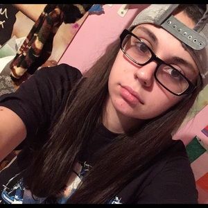 Meet your Posher, Ashleigh